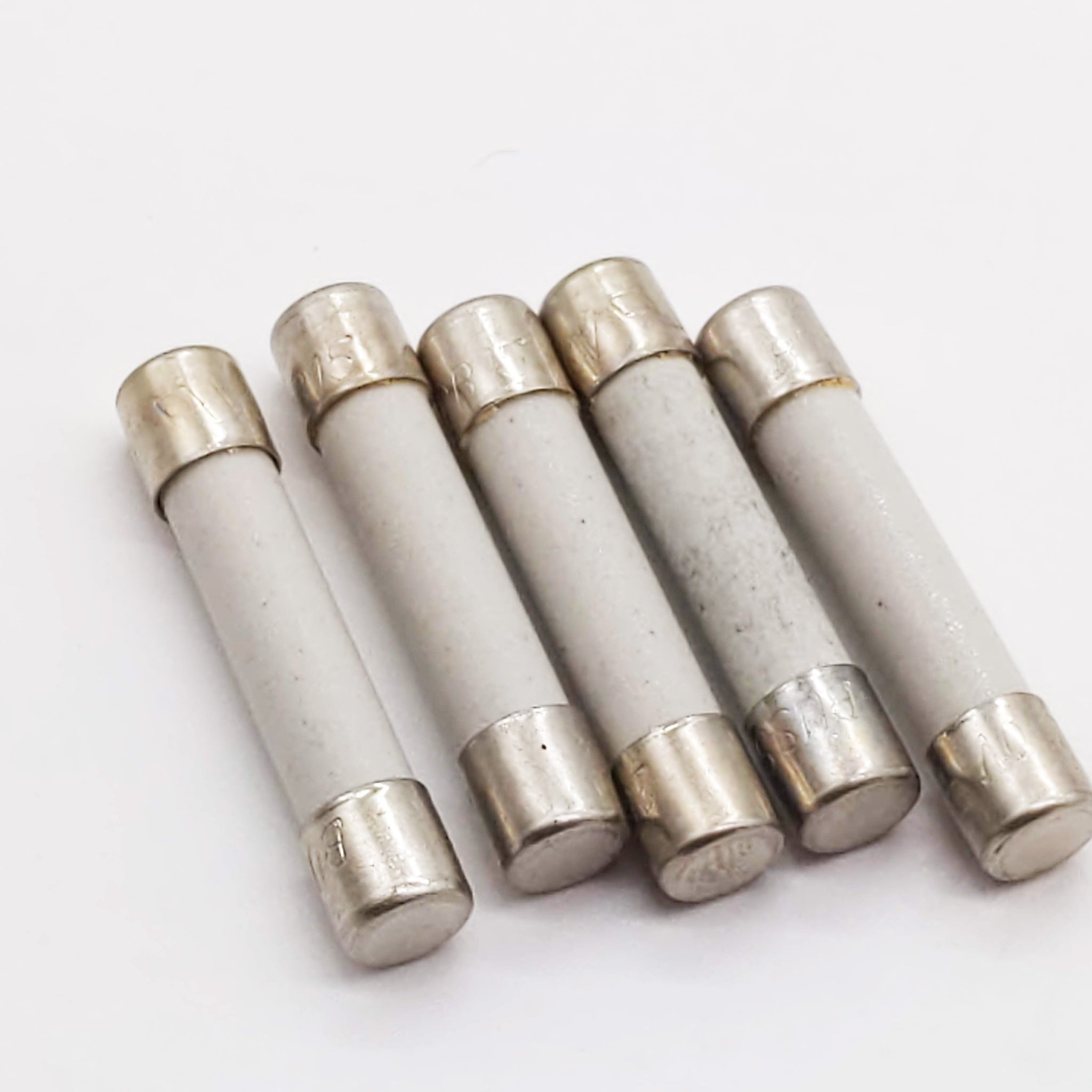 BUSS USA 15A GBB-15 Ceramic Fuses (Bag Of 5) Fast Blow