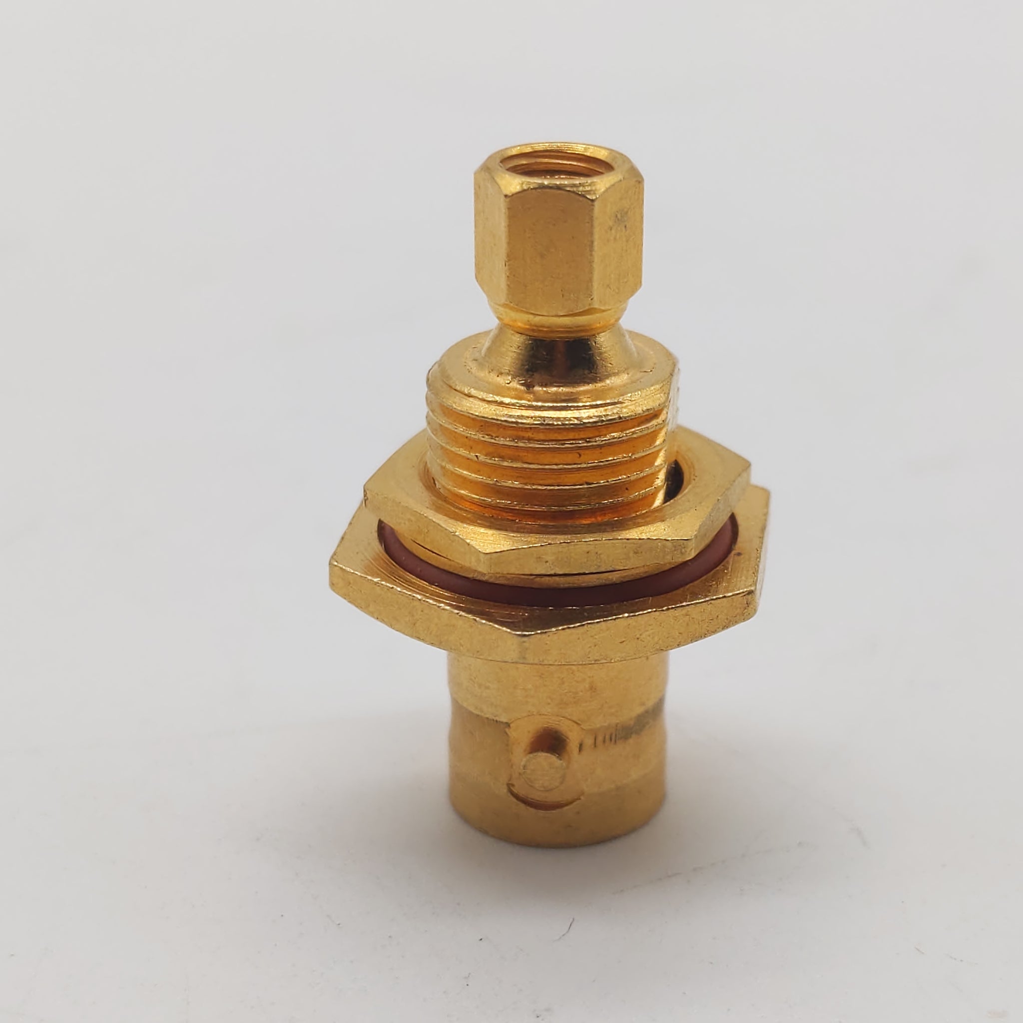 Sealectro 50-077-6801 Gold BNC-F To SMC-F Adapter, Panel Mount