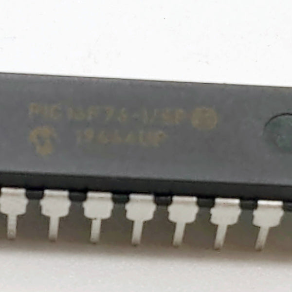 IC Chip PIC16F76-1/SP, Lot Of 3