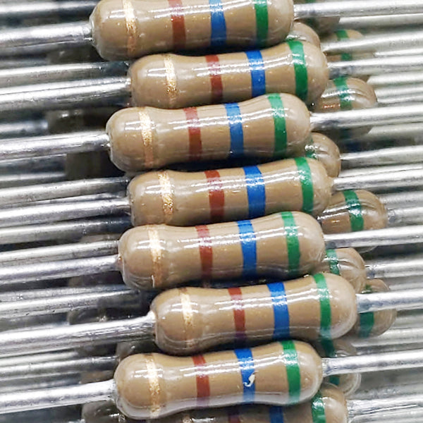 560 Ohm, 1/2 Watt, 5% Resistors, Pack of 500
