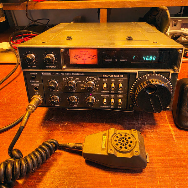 Icom IC-251A  2 Meter (144 MHz) Transceiver, With Mic And Power Cord