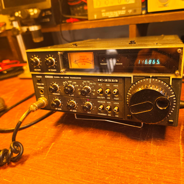 Icom IC-251A  2 Meter (144 MHz) Transceiver, With Mic And Power Cord
