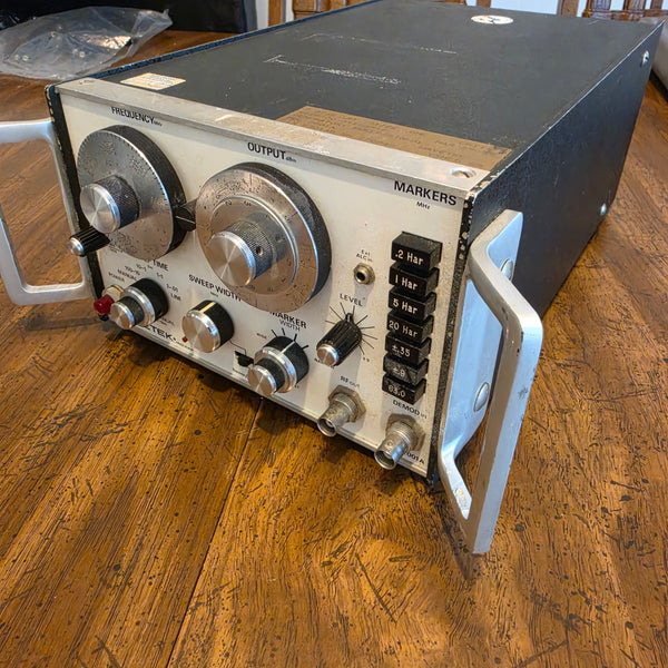Wavetek Model 2001A Sweep/Signal Generator
