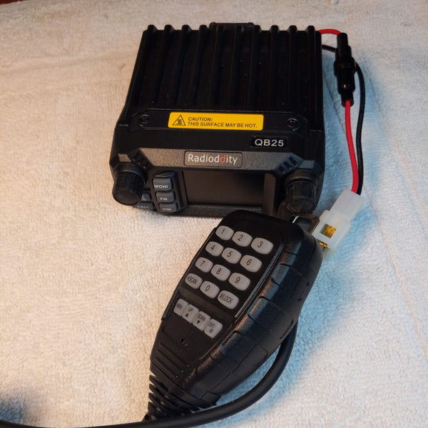 Radioddity QB25 Quad-Band Mobile Transceiver, Works Great, See Video