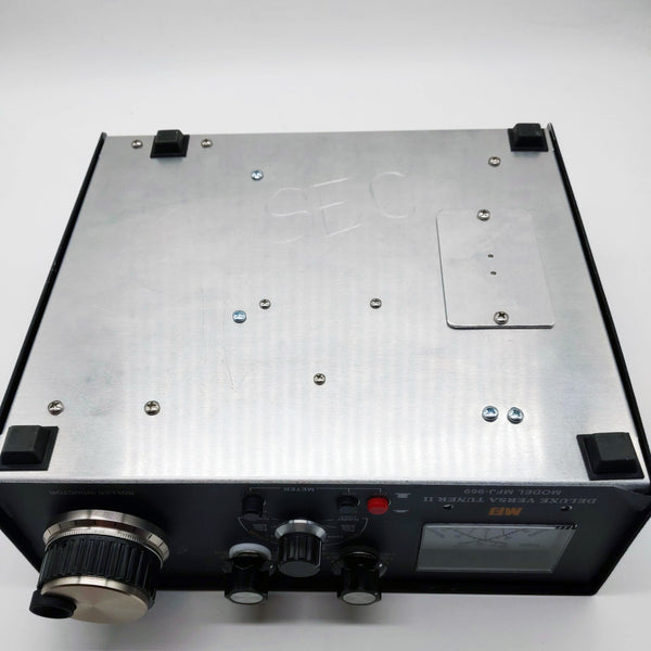 MFJ-969 Manual Tuner, 300 Watts, Factory Cosmetic Second