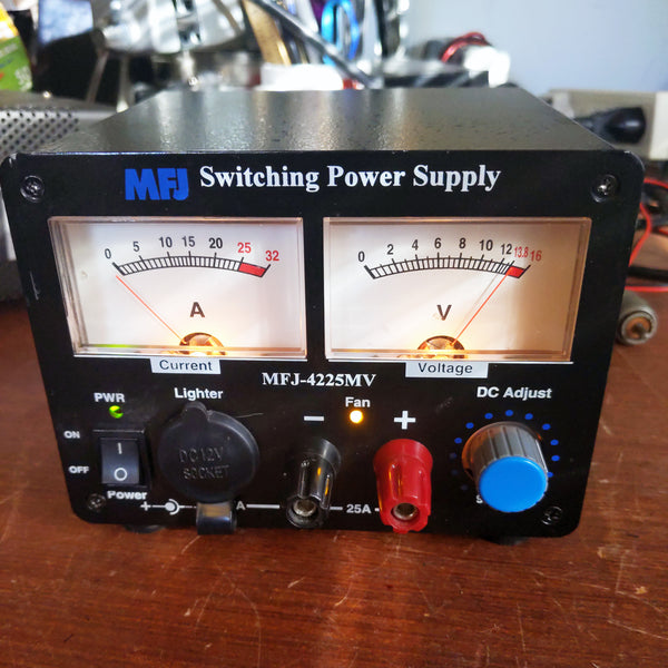 MFJ-4225MV 25A Power Supply, Works Well