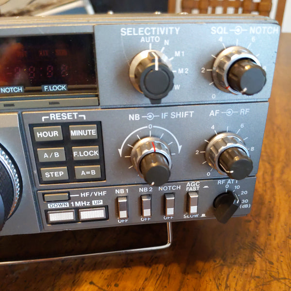 Kenwood R-5000 Communication Receiver, See Video