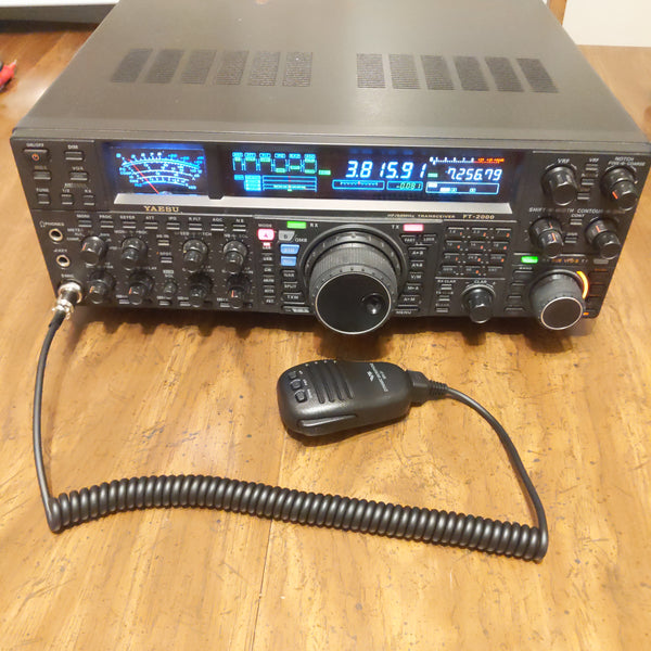 Yaesu FT-2000 6M-160M Transceiver With Microphone, See Video