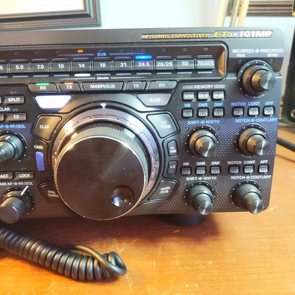 Yaesu FTDX101MP HF/50 MHz Transceiver With Power Supply And Mic, Video