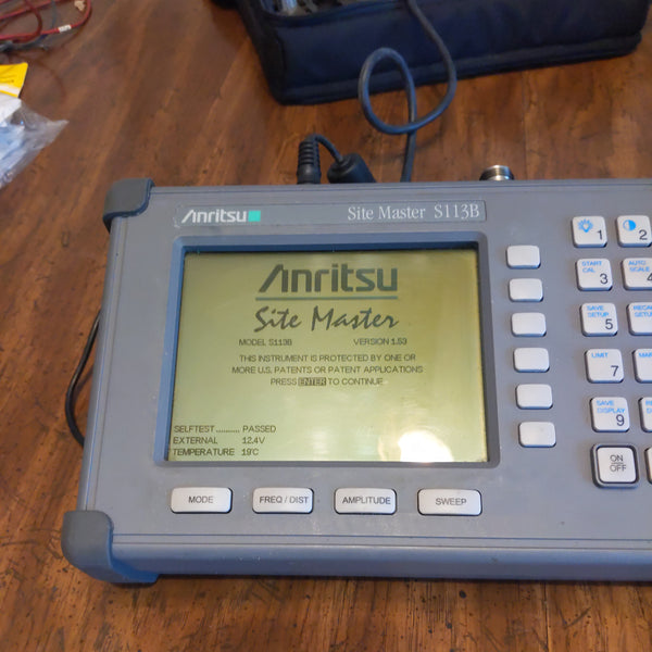 Anritsu S113B Site Master RF Spectrum Analyzer, Case,  Powers Up, See Video, For Parts Or Repair