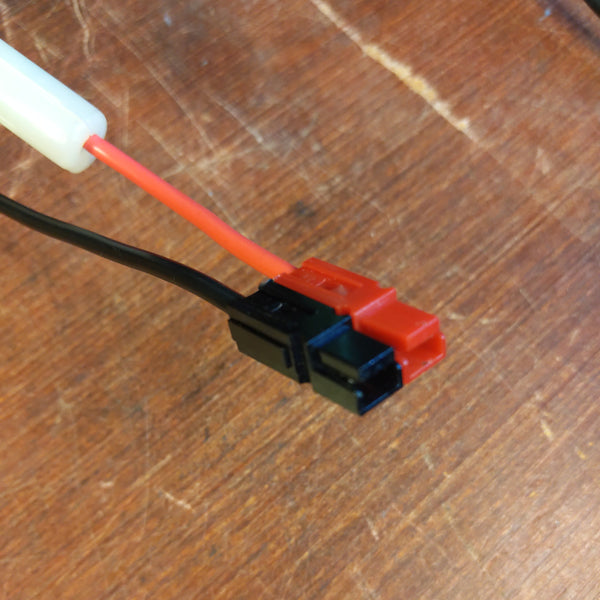 Kenwood TM-261A 2 Meter Mobile Transceiver With Microphone SEE VIDEO