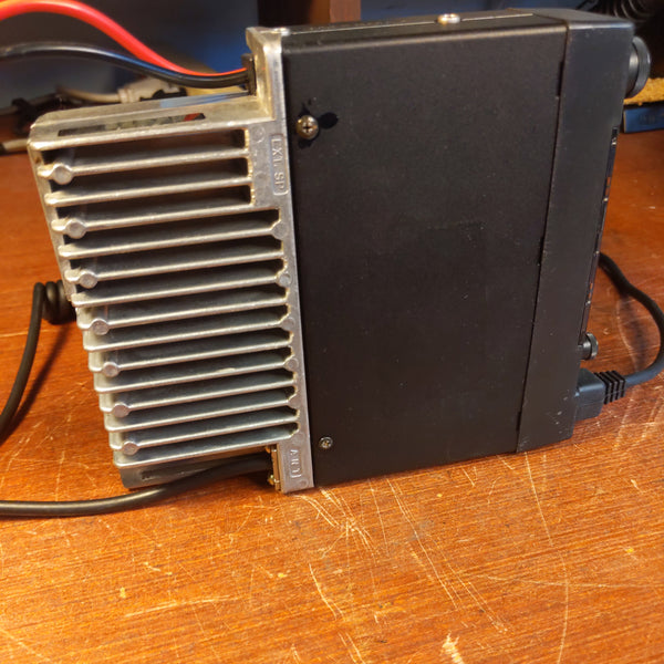 Kenwood TM-261A 2 Meter Mobile Transceiver With Microphone SEE VIDEO