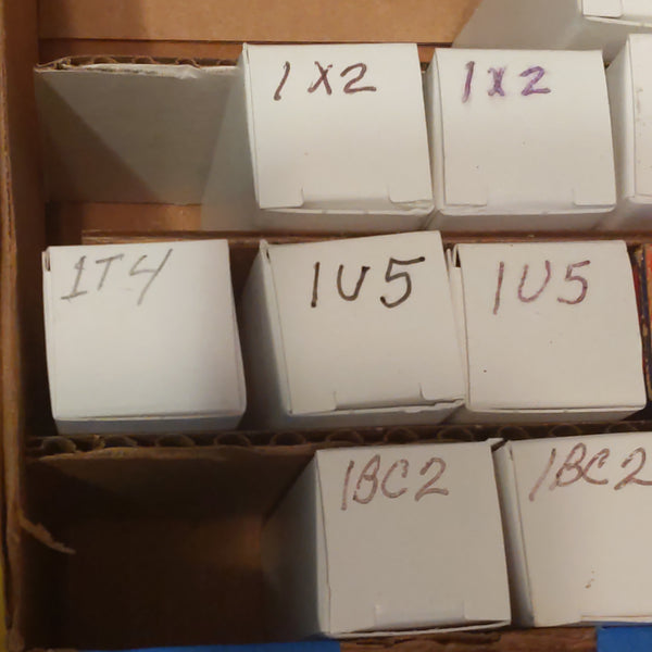 169 Vacuum Tubes, See Photos And Listing Below For Details