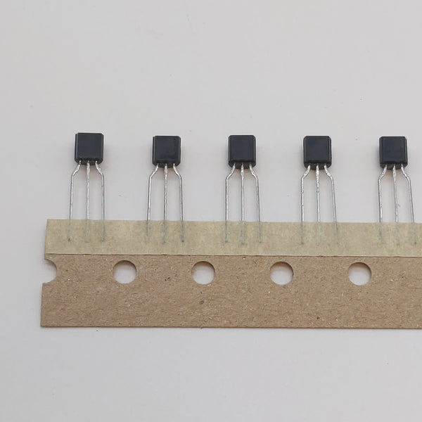 2N3906 BJT Transistors, NTE3906 (LOT OF 390)
