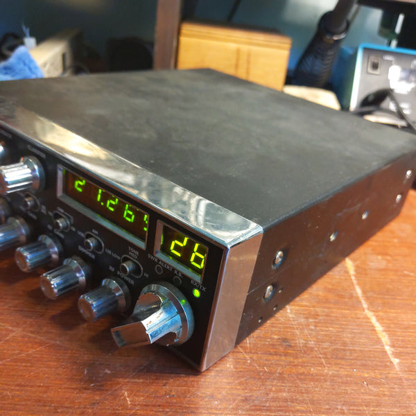 Galaxy DX 959 40 Channel CB Radio AM/SSB, Power Cable, Microphone
