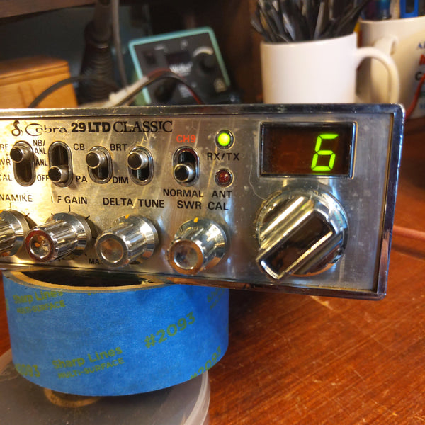 Cobra 29 LTD Classic, Mic, Power Cable, Receives/Transmits SEE VIDEO