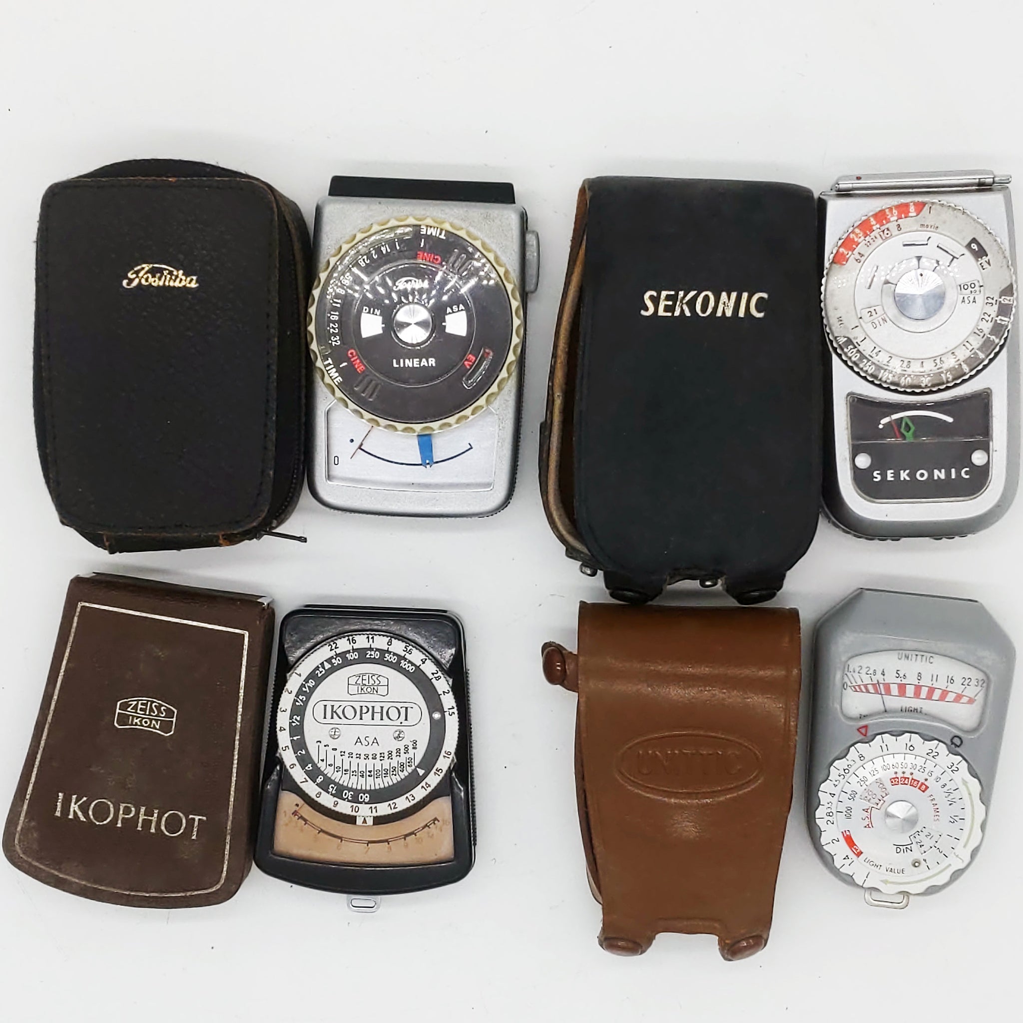 4 Vintage Light Meters, For Parts Or Repair