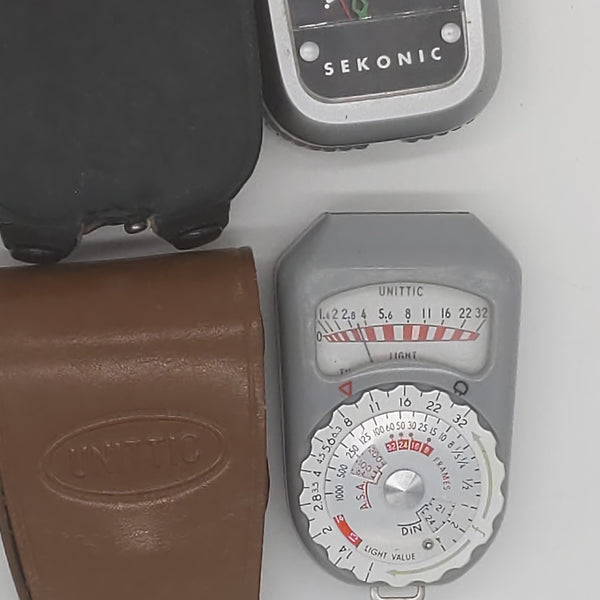 4 Vintage Light Meters, For Parts Or Repair