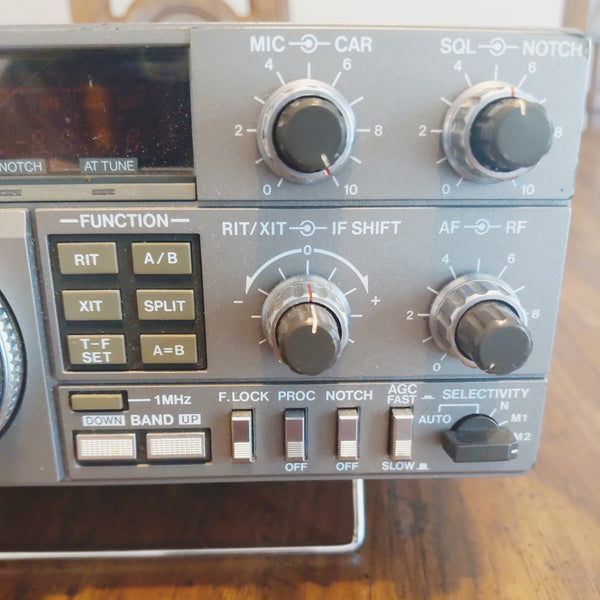 Kenwood TS-440S HF Transceiver, Mic, Works Great, SN 9050313, See Video