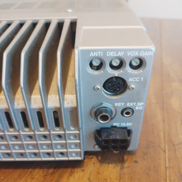 Kenwood TS-440S HF Transceiver, Mic, Works Great, SN 9050313, See Video