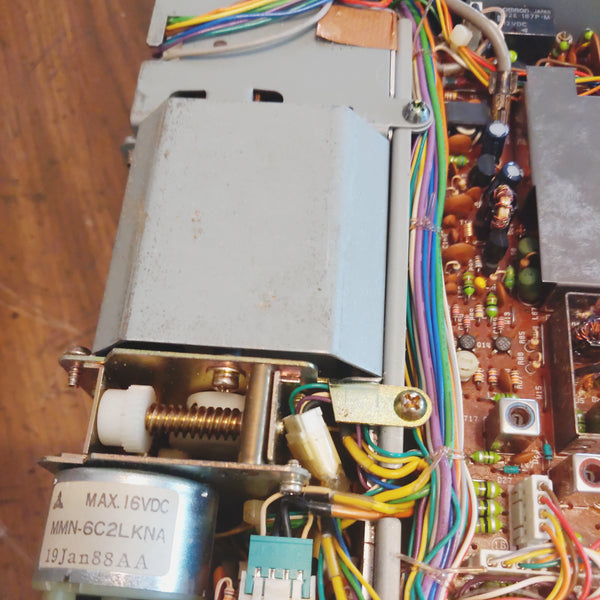 Kenwood TS-440S HF Transceiver, Mic, Works Great, SN 9050313, See Video