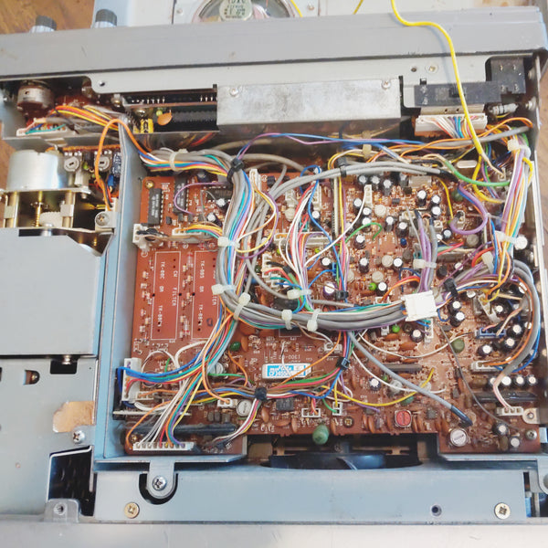 Kenwood TS-440S HF Transceiver, Mic, Works Great, SN 9050313, See Video