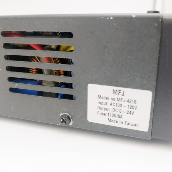 MFJ-4218 18A, 0-24 VDC Power Supply, Factory Display