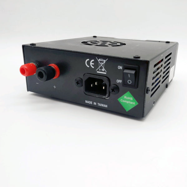 MFJ-4218 18A, 0-24 VDC Power Supply, Factory Display