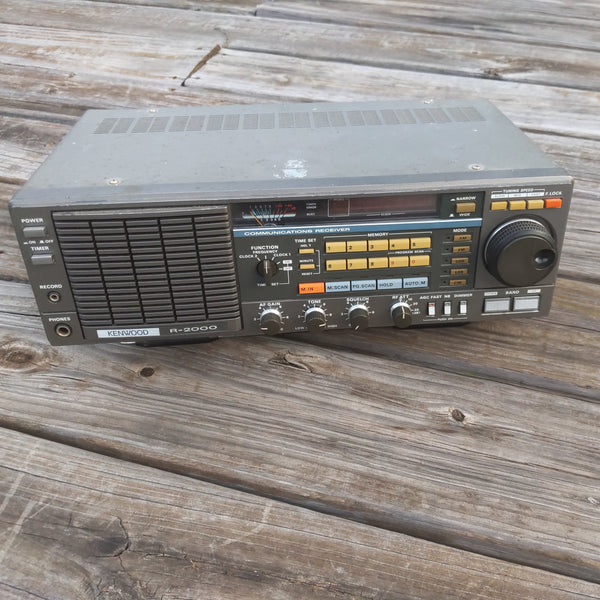 Kenwood R-2000 Receiver, Works Great, See Video