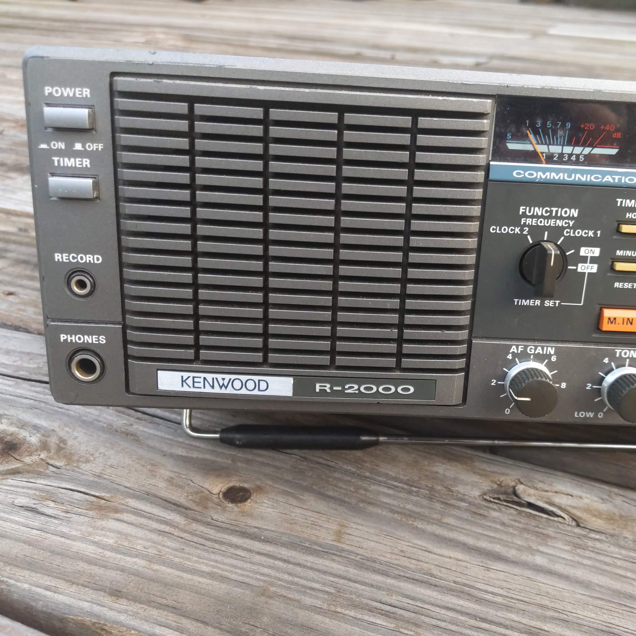 Kenwood R-2000 Receiver, Works Great, See Video – FatCat.Parts