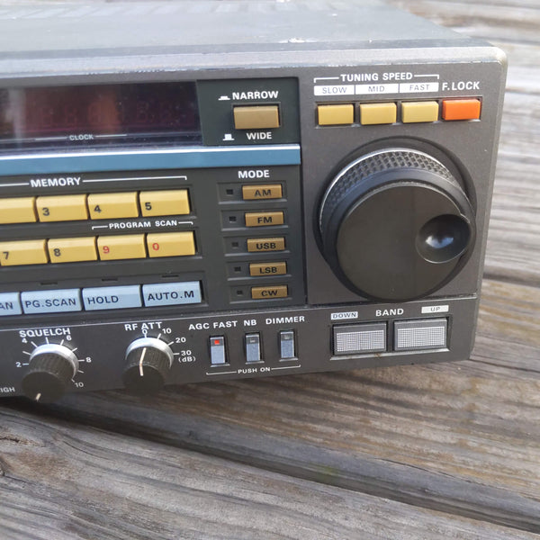 Kenwood R-2000 Receiver, Works Great, See Video