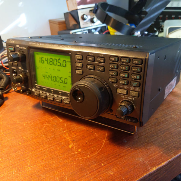 Icom VHF/UHF All-Mode Transceiver IC-910H, Works Well, With Mic, See Video