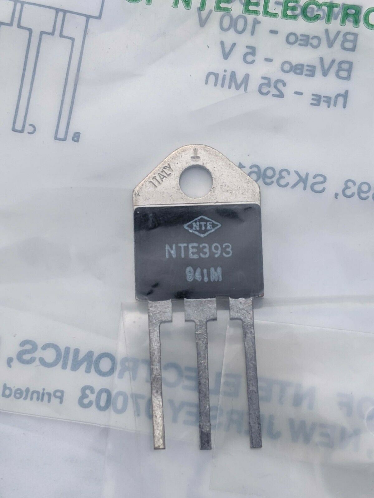 NTE393 PNP Transistor New Old Stock
