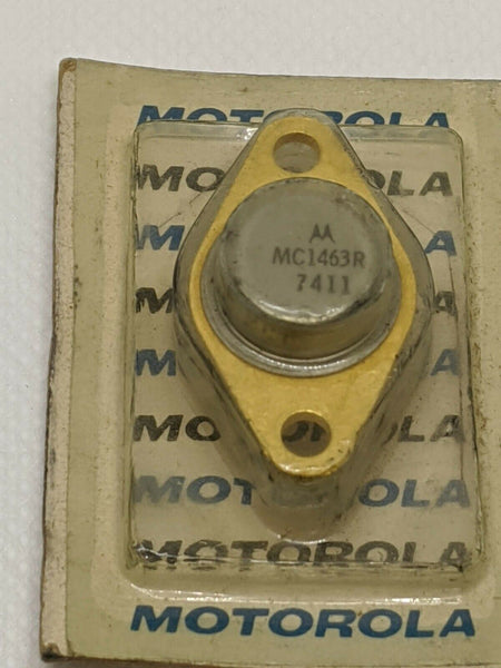 1 New MC1463R Motorola Voltage Regulator